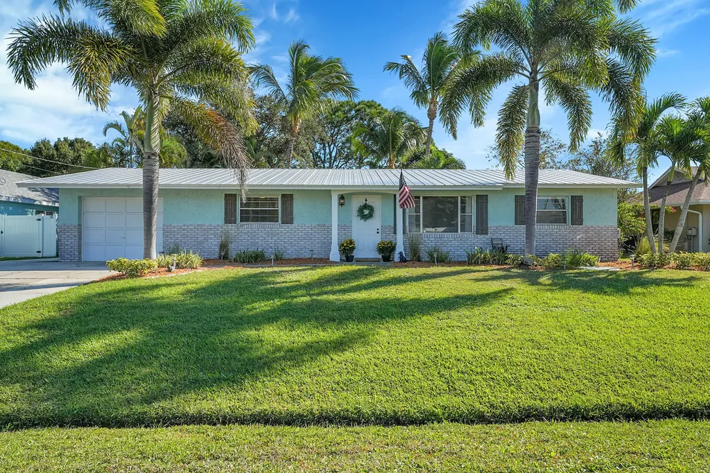 2373 SE Saphire Terrace Port St Lucie FL 34952
