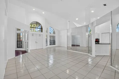 172 Monterey Way Royal Palm Beach FL 33411