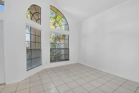 172 Monterey Way Royal Palm Beach FL 33411