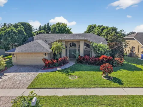 172 Monterey Way Royal Palm Beach FL 33411