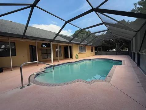 172 Monterey Way Royal Palm Beach FL 33411