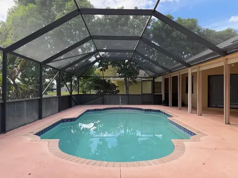 172 Monterey Way Royal Palm Beach FL 33411