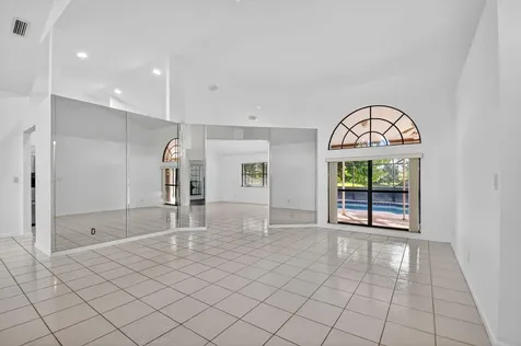 172 Monterey Way Royal Palm Beach FL 33411