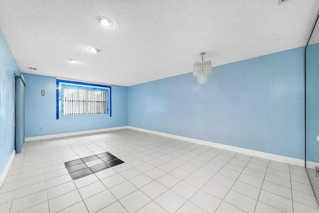 276 Beaver Dam Court Royal Palm Beach FL 33411
