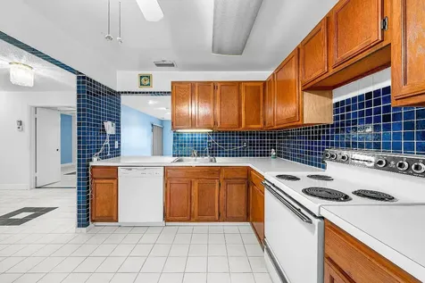 276 Beaver Dam Court Royal Palm Beach FL 33411