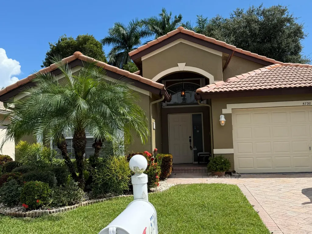 5730 Royal Club Drive Boynton Beach FL 33437