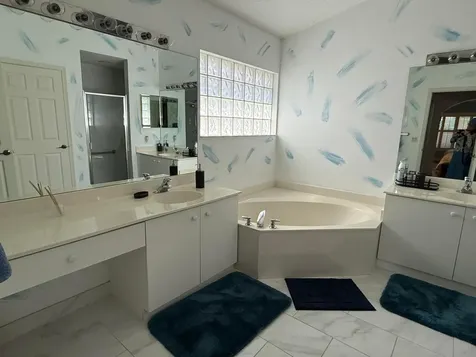 5730 Royal Club Drive Boynton Beach FL 33437