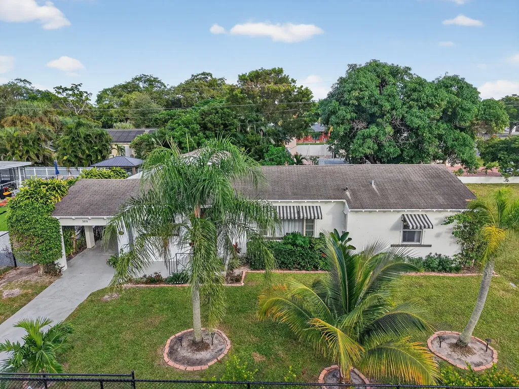 3816 Merrill Avenue West Palm Beach FL 33405