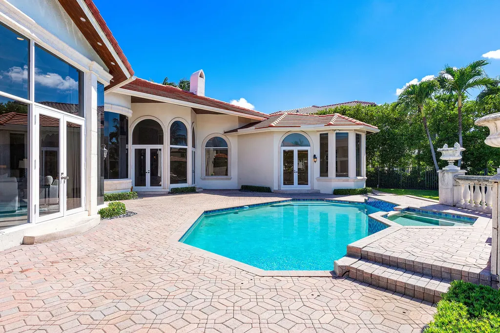 159 W Coconut Palm Road Boca Raton FL 33432