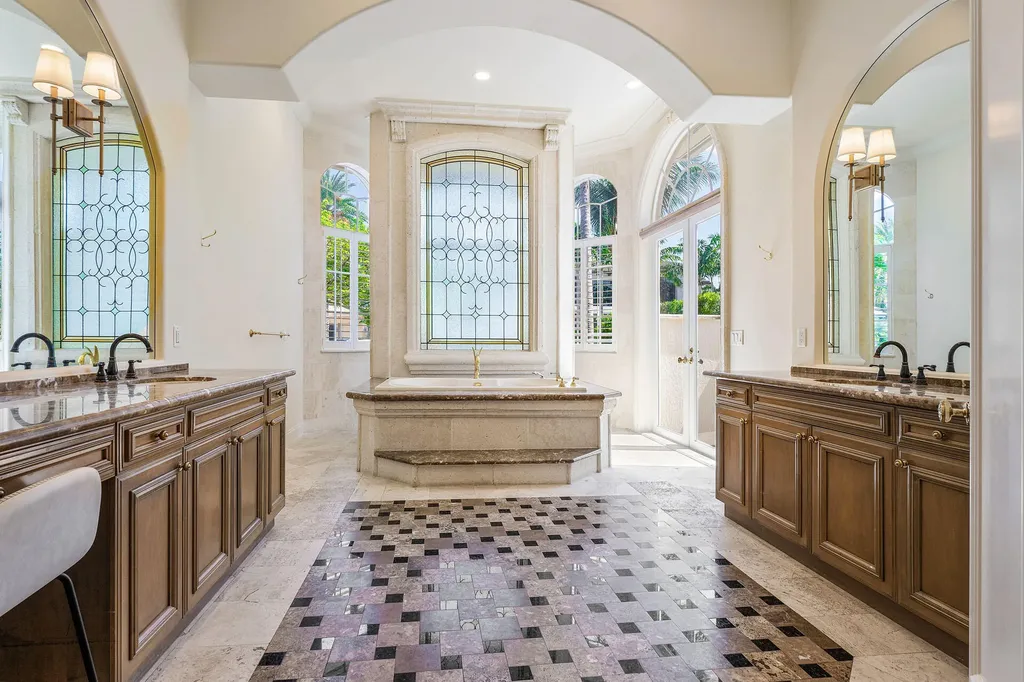 159 W Coconut Palm Road Boca Raton FL 33432