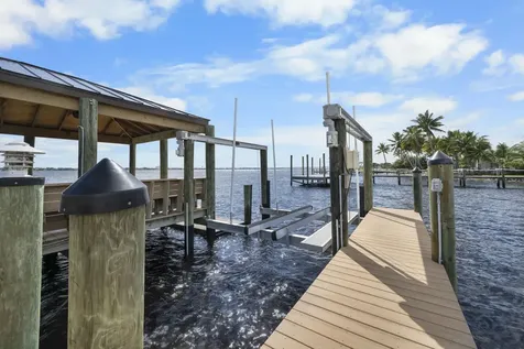 1000 NE Wright Avenue Jensen Beach FL 34957