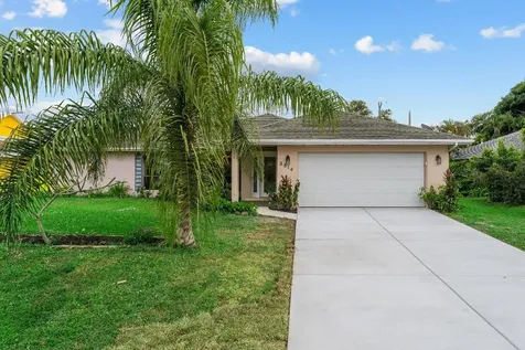 2814 SE Pace Drive Port St Lucie FL 34984