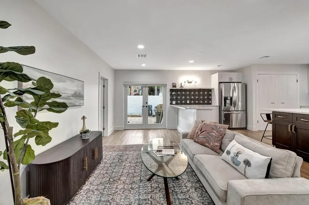 620 Las Palmas Park Boynton Beach FL 33435