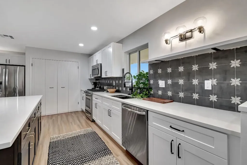 620 Las Palmas Park Boynton Beach FL 33435