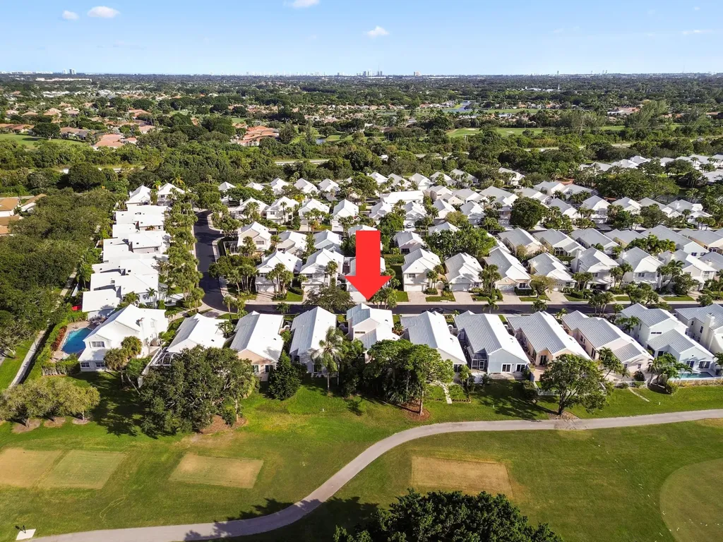 54 Windsor Lane Palm Beach Gardens FL 33418