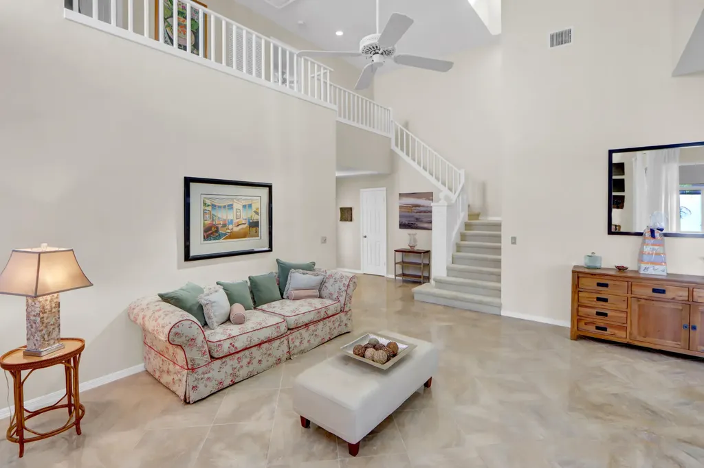 54 Windsor Lane Palm Beach Gardens FL 33418