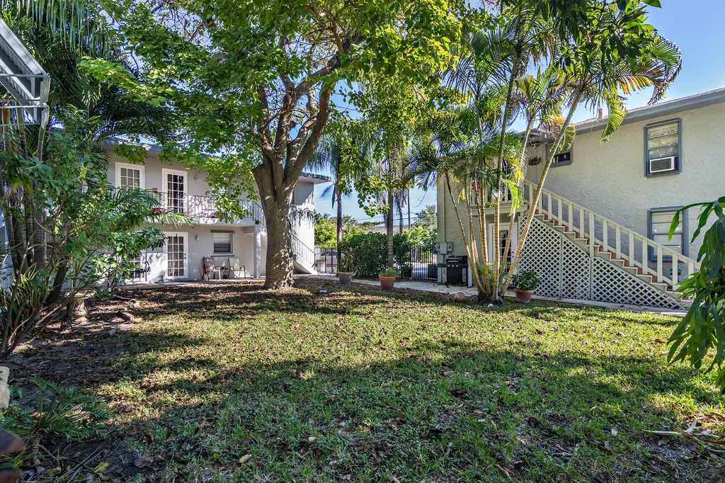 4205 N Flagler Drive West Palm Beach FL 33407