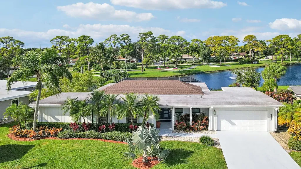 13397 Garth Court Palm Beach Gardens FL 33418