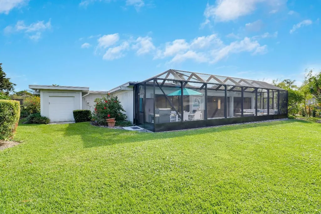 13397 Garth Court Palm Beach Gardens FL 33418