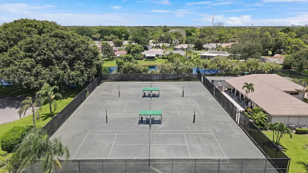 13397 Garth Court Palm Beach Gardens FL 33418