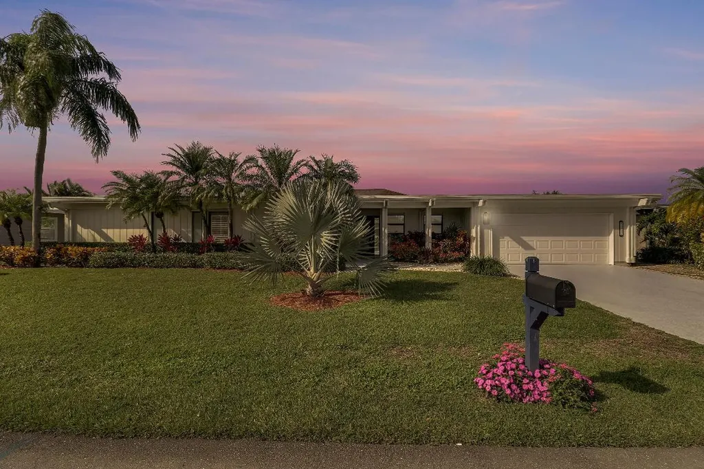 13397 Garth Court Palm Beach Gardens FL 33418