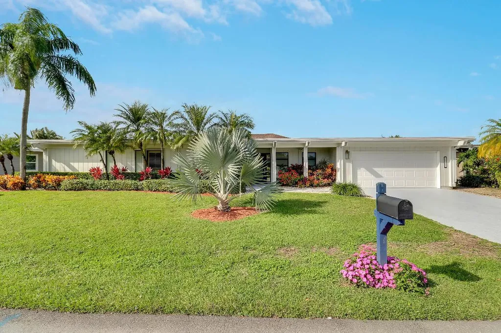 13397 Garth Court Palm Beach Gardens FL 33418