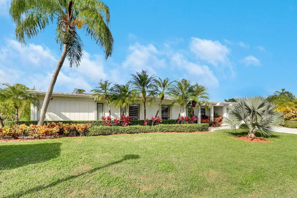 13397 Garth Court Palm Beach Gardens FL 33418