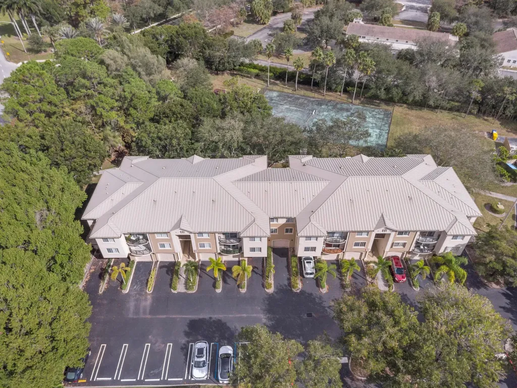 400 Crestwood Court N Royal Palm Beach FL 33411