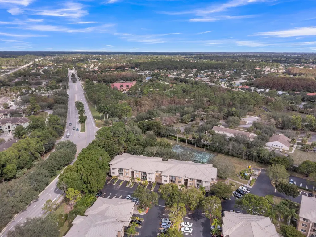 400 Crestwood Court N Royal Palm Beach FL 33411