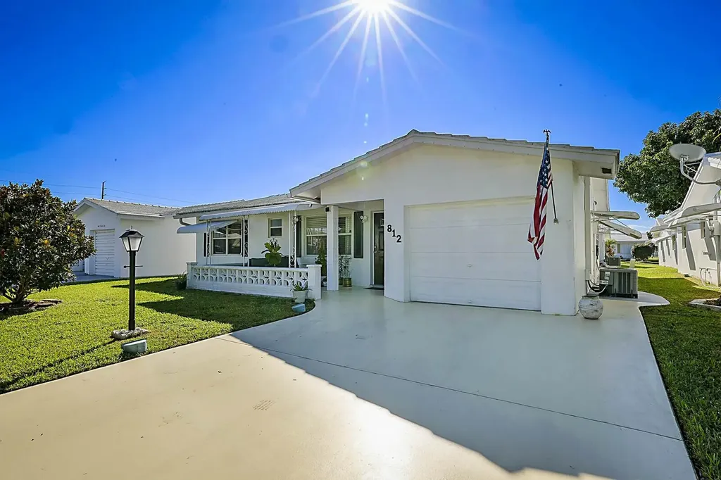 812 SW 5th Avenue Boynton Beach FL 33426