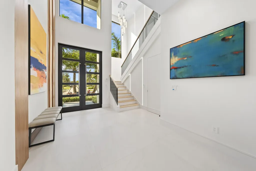 2880 NE 9th Street Pompano Beach FL 33062