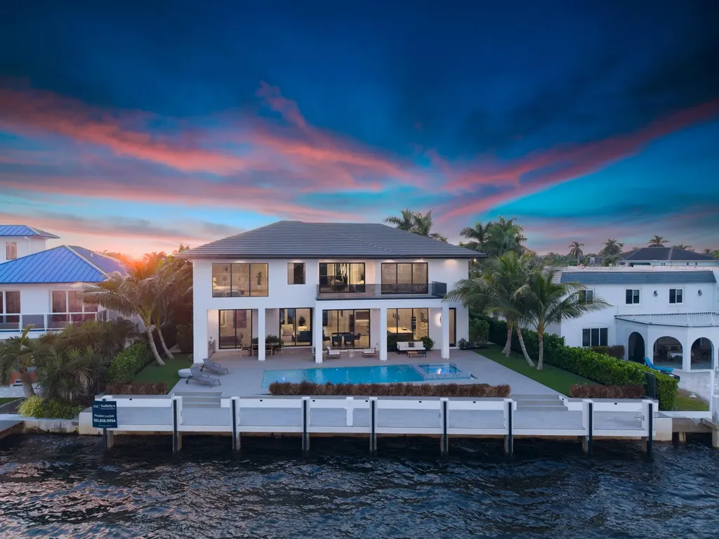 2880 NE 9th Street Pompano Beach FL 33062