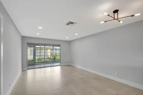 13602 Via Flora Delray Beach FL 33484