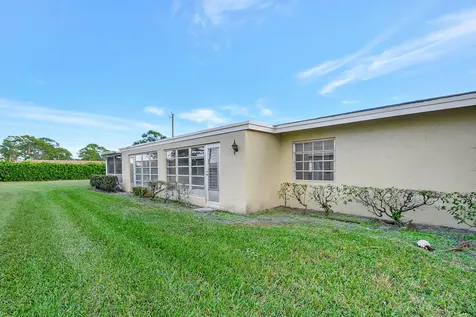 13602 Via Flora Delray Beach FL 33484