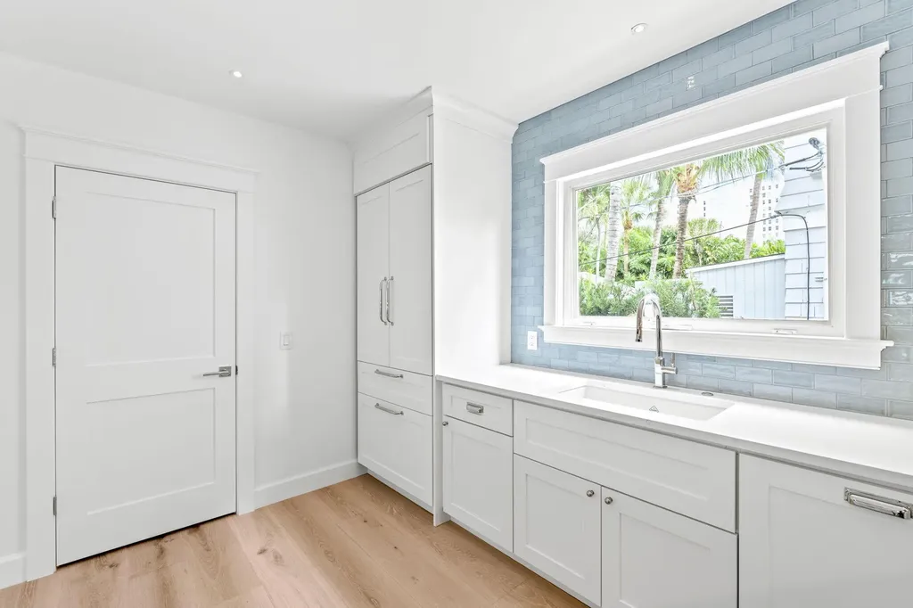 313 Vallette Way West Palm Beach FL 33401