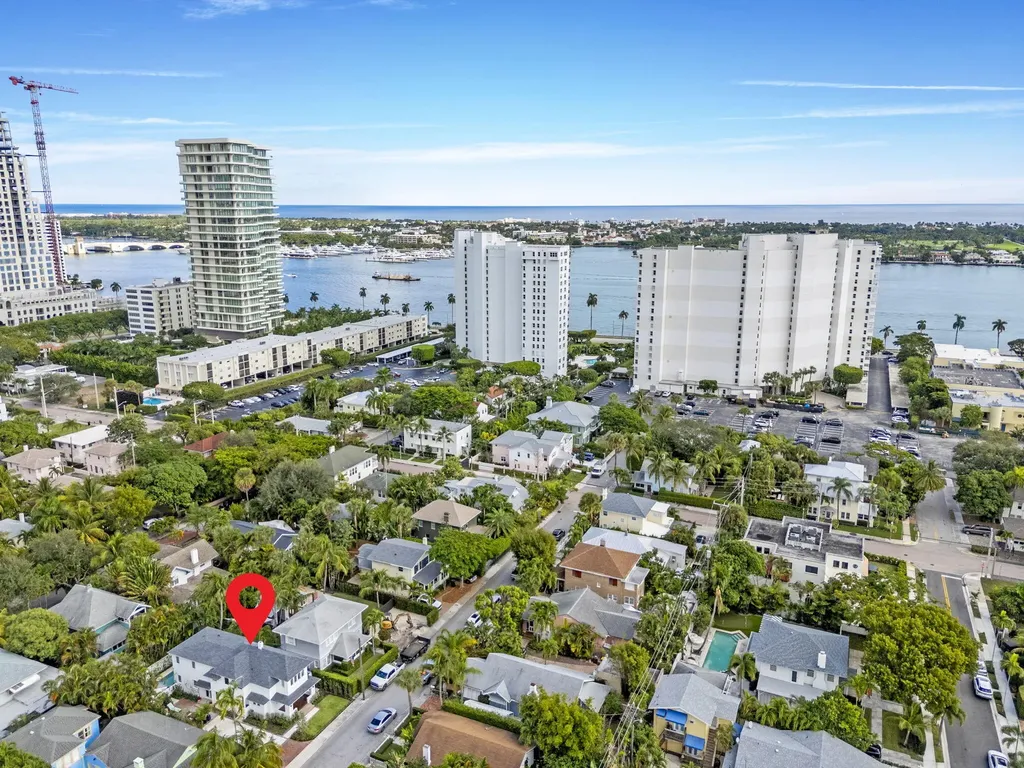 313 Vallette Way West Palm Beach FL 33401
