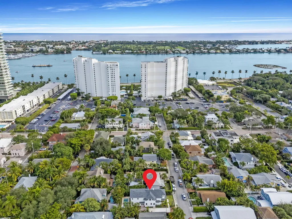 313 Vallette Way West Palm Beach FL 33401