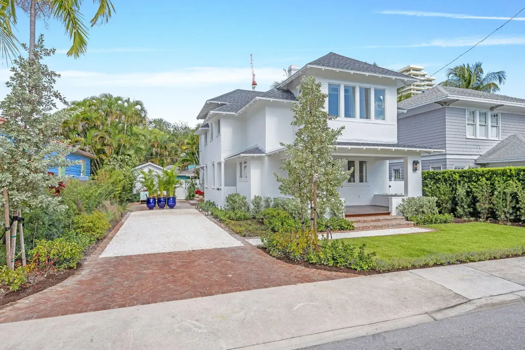 313 Vallette Way West Palm Beach FL 33401