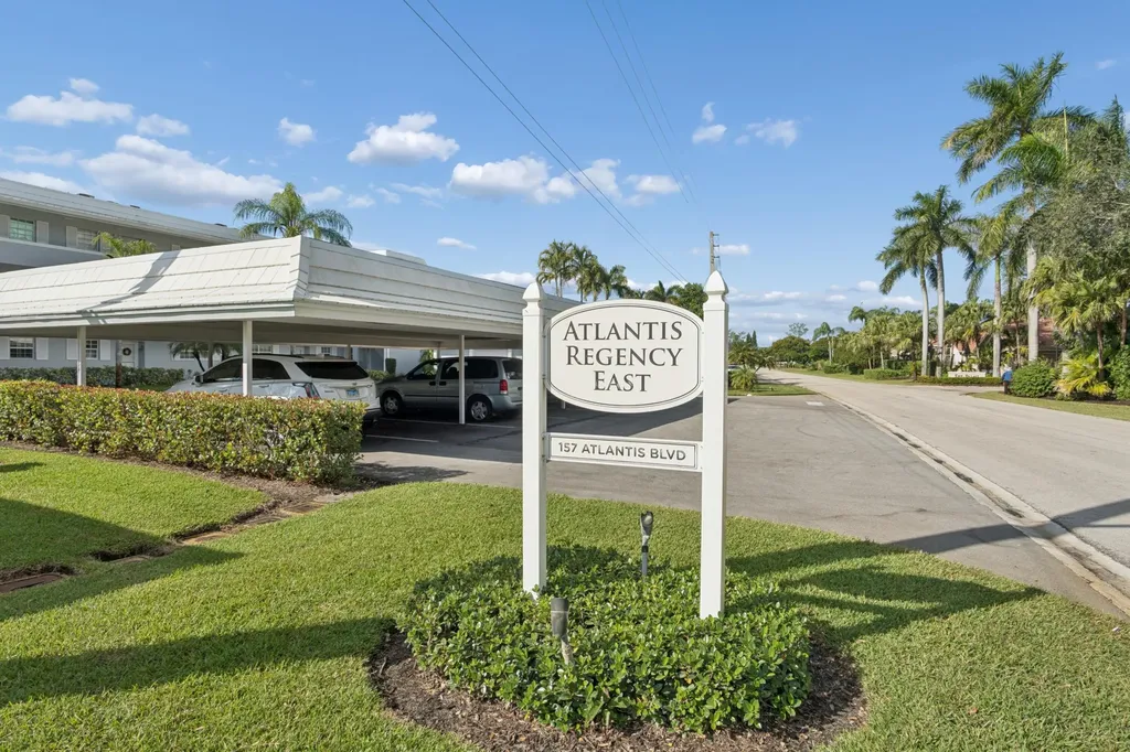 157 Atlantis Boulevard Atlantis FL 33462