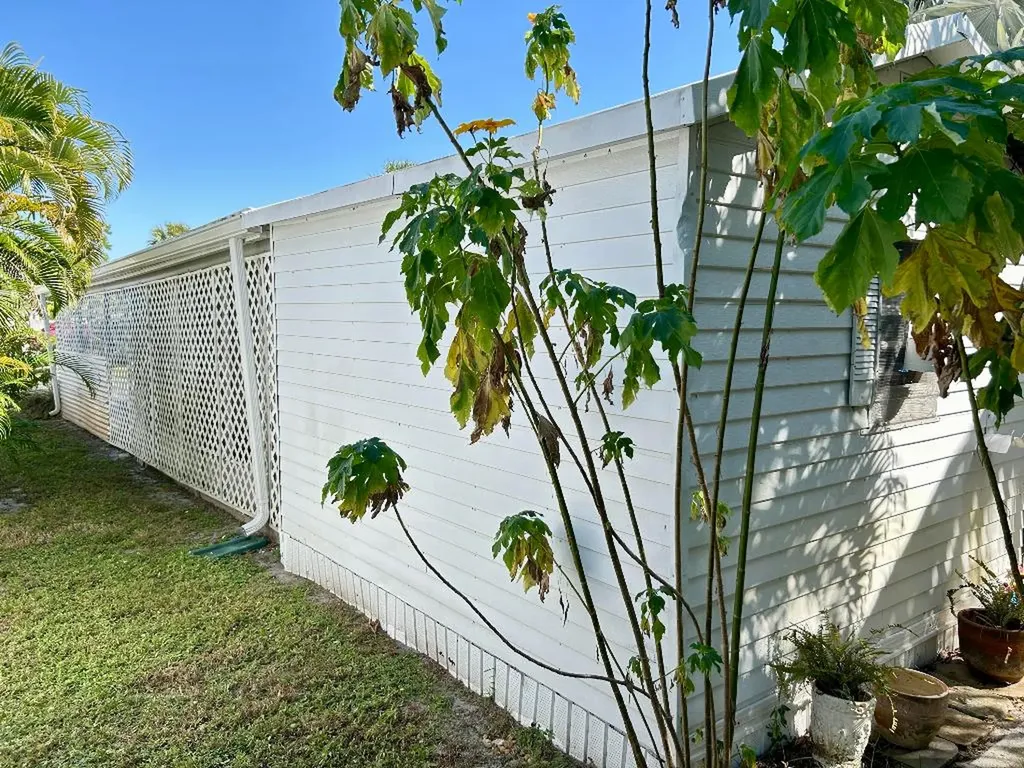 425 E Bougainvillea Drive Deerfield Beach FL 33442