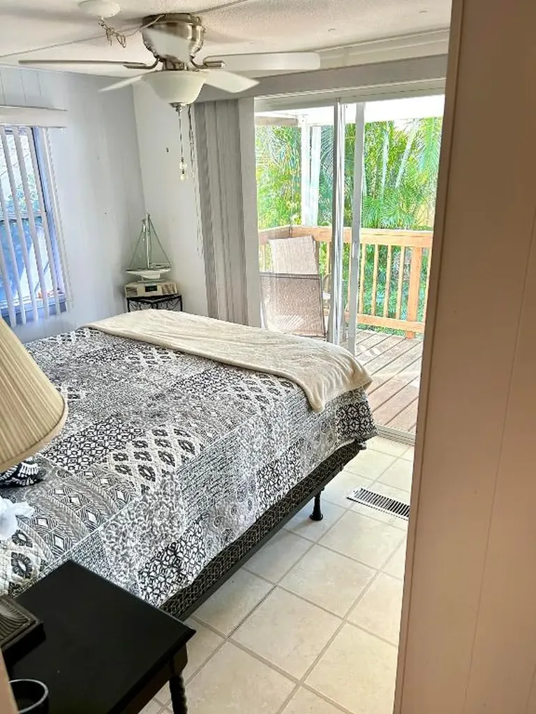 425 E Bougainvillea Drive Deerfield Beach FL 33442