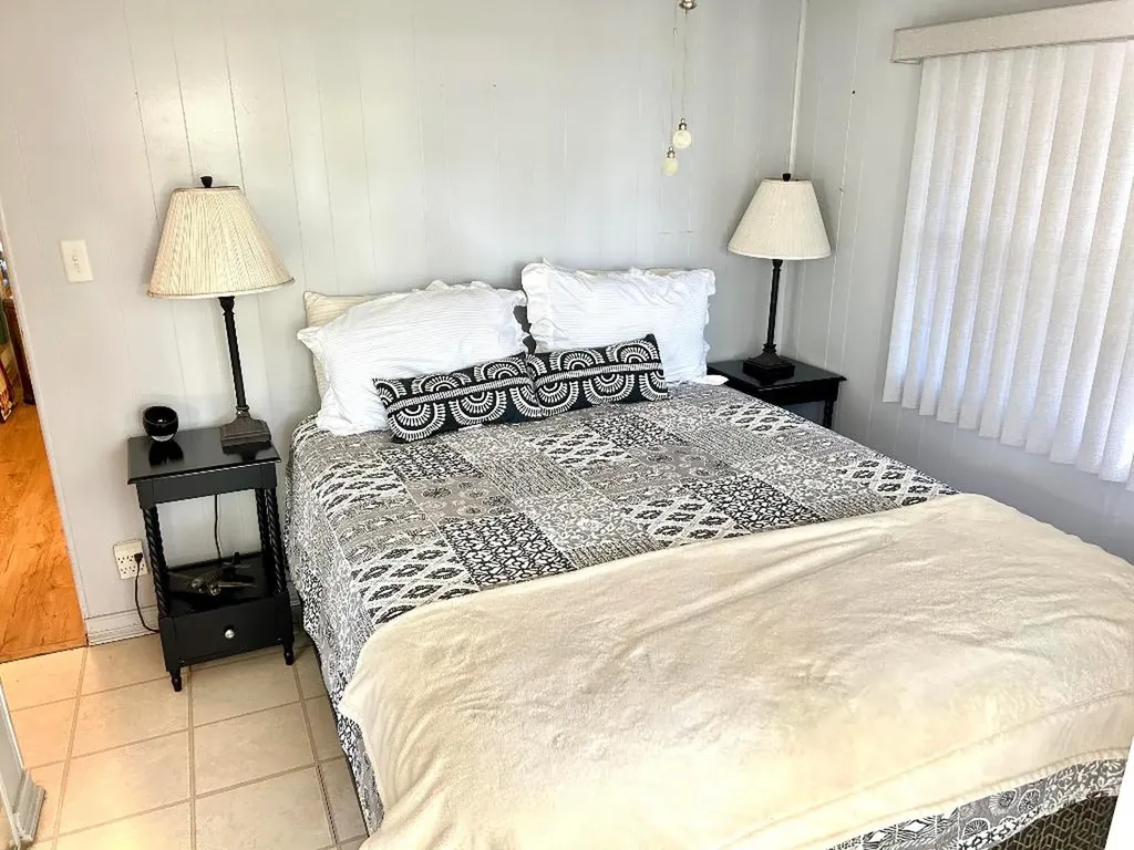 425 E Bougainvillea Drive Deerfield Beach FL 33442