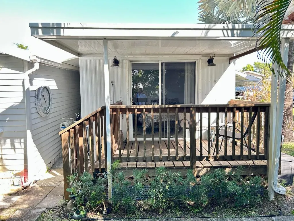 425 E Bougainvillea Drive Deerfield Beach FL 33442