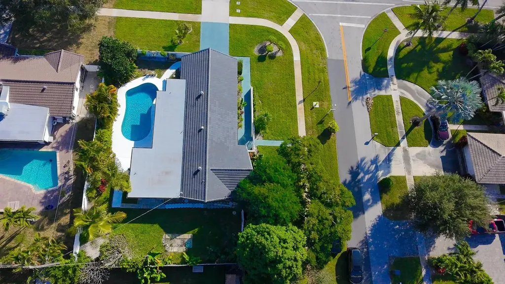 2013 Ardley Road North Palm Beach FL 33408