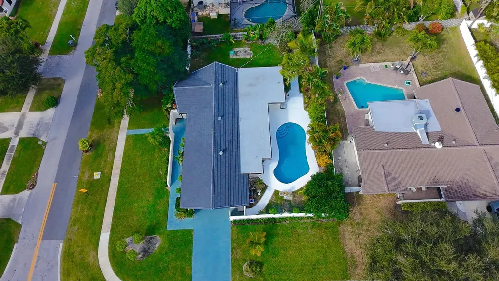 2013 Ardley Road North Palm Beach FL 33408