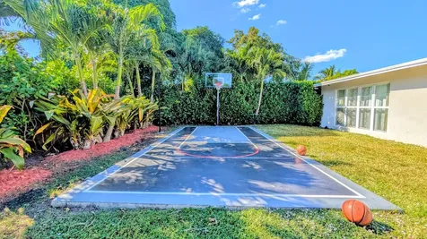 6220 SW 4th Street Margate FL 33068