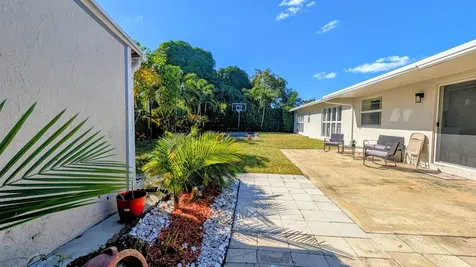 6220 SW 4th Street Margate FL 33068