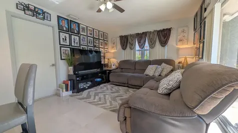 6220 SW 4th Street Margate FL 33068