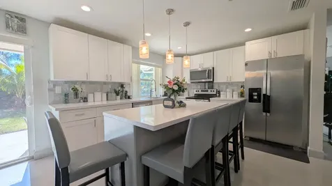 6220 SW 4th Street Margate FL 33068