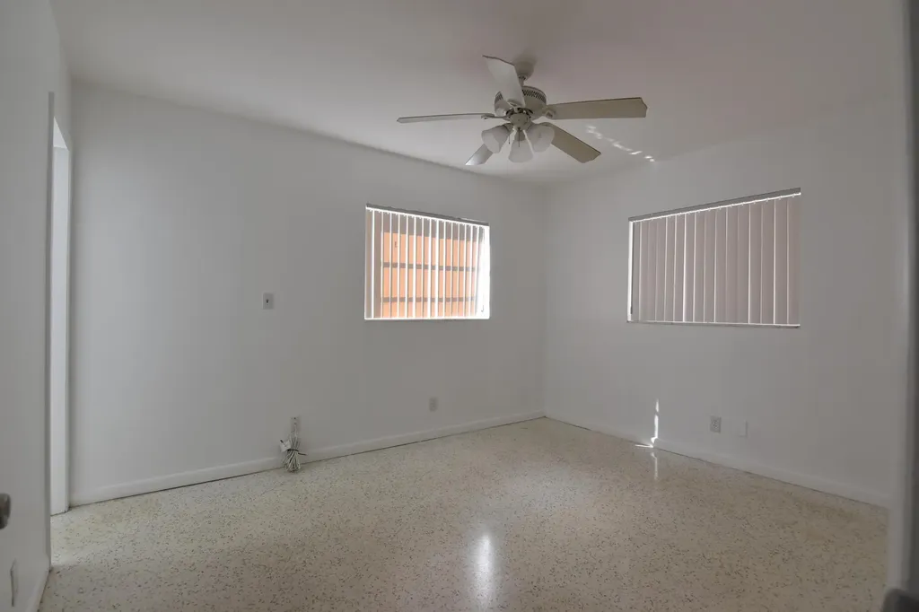 2472 NE 5th Avenue Boca Raton FL 33431